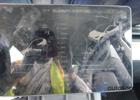 2023 Tesla Model Y Awd/Long Range Dual Motor All-Wheel Drive z USA, uszkodzony, nr VIN 7SAYGDEE4PA038062